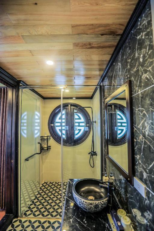 Cozy Boutique Cruise Hotell Dong Khe Sau Eksteriør bilde